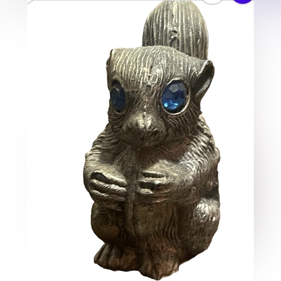 Sale‼️Squirrel Figurine with Blue Eyes-EUC - Picture 1 of 6
